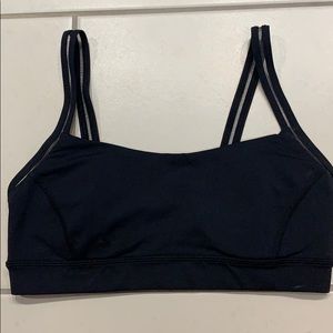Black Lululemon sports bra